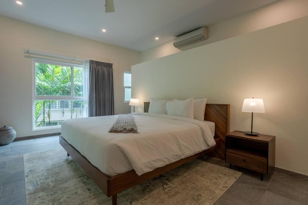 Apartment Beachfront Jungle Luxury! 3bd Penthouse